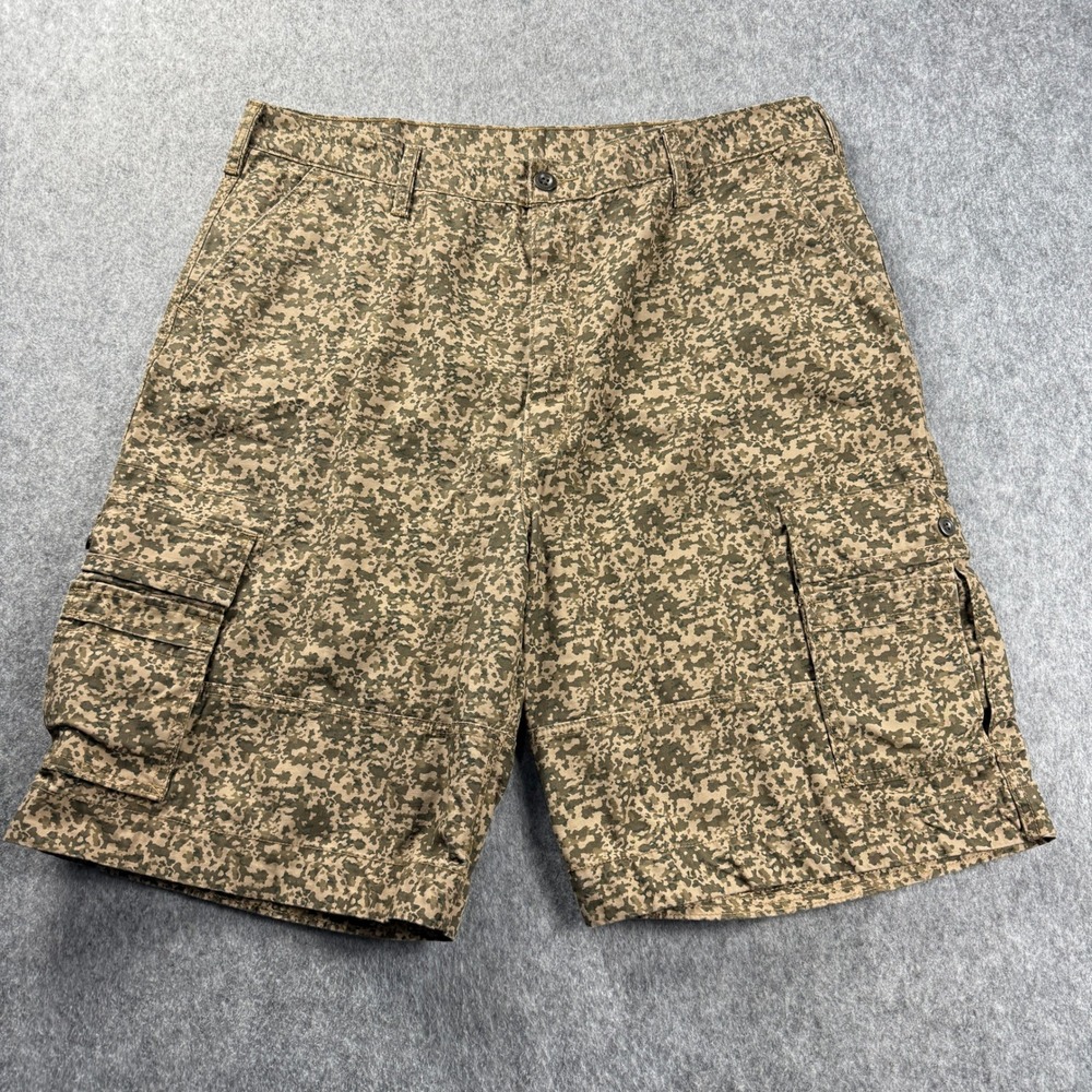 Levi's Digital Camo Cargo Shorts Mens Size 42 Tactical Utility Outdoors Hunting - Picture 1 of 14